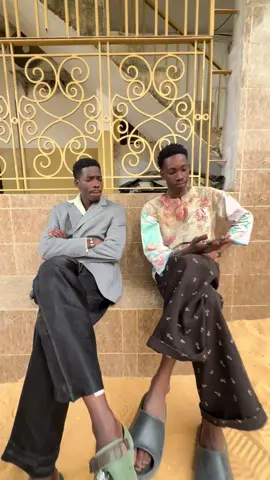 A post by @dudufaitdesvideos on TikTok caption: Deug bi tar neuu nak #dudufaitdesvideos #comedie 