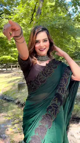 A post by @farjanakabireti on TikTok caption: Beautiful saree from @classic #ahamed_rayhan #foryoupage #fyp #fypシ゚viral #fypシ #viraltiktok #viralvideo #foryourpage 