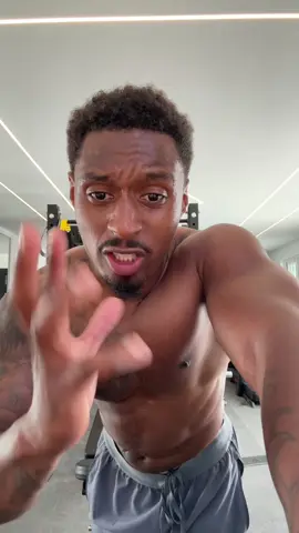 A post by @brazavilleeee on TikTok caption: Danceyy to goodieee 😂❤️ #fyp #viral_video #congolaise🇨🇩 