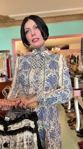 A post by @eve_pain on TikTok caption: @Fräulein Anders ☀️