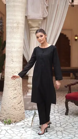 A post by @umnaaofficial on TikTok caption: Black cotton lawn solid co-ord sets#summersale #pakistaniclothesuk #tiktokmademebuyit #shalwarkameez #umnaaofficial #trending #ootdinspo #pakistanisuits #flashsale 