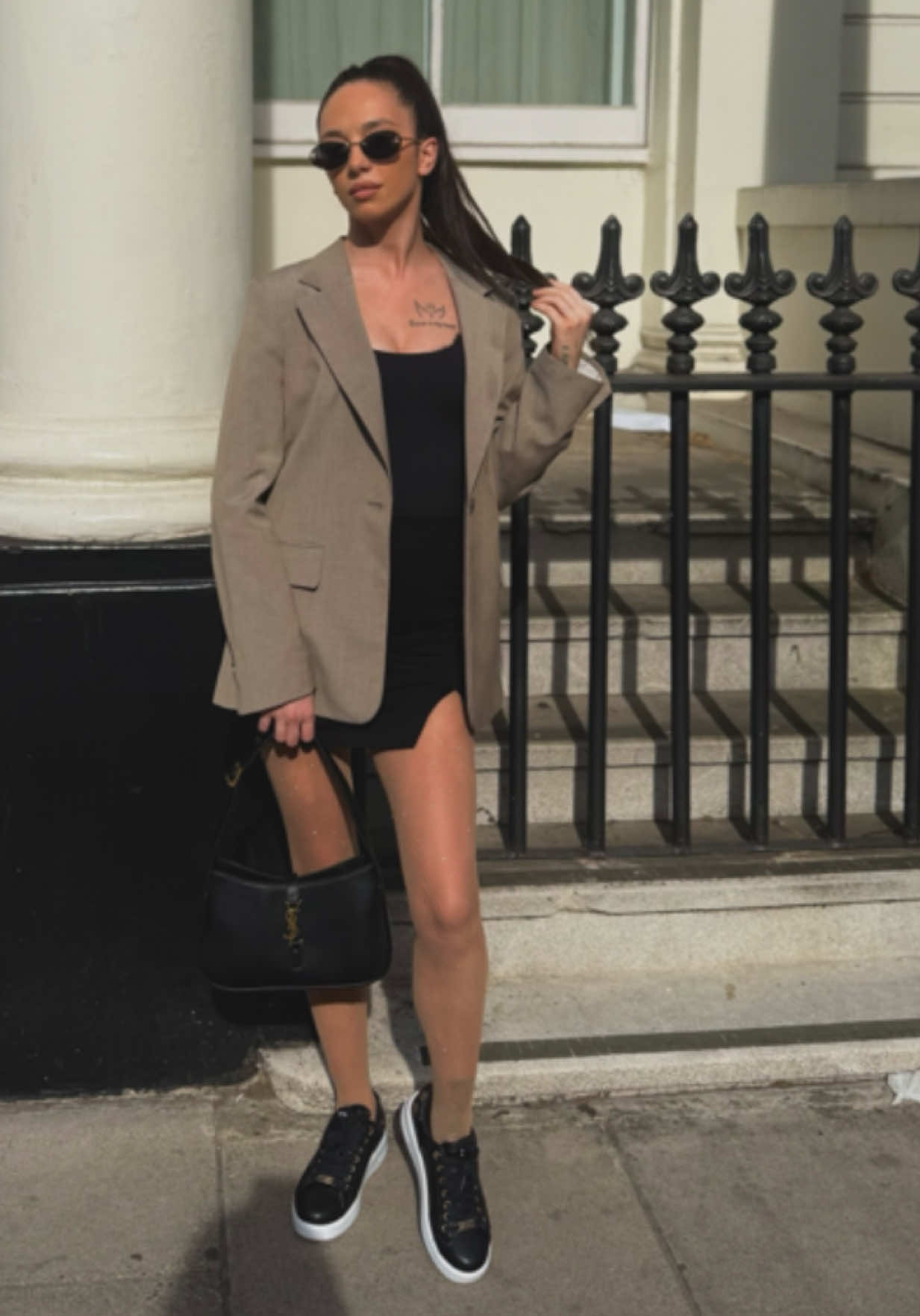 A post by @andra_a34 on TikTok caption: #mambo #imifactalentul #habibi #london 