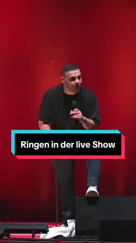 A post by @osanyaran on TikTok caption: Ringen in der live Show #osanyaran 