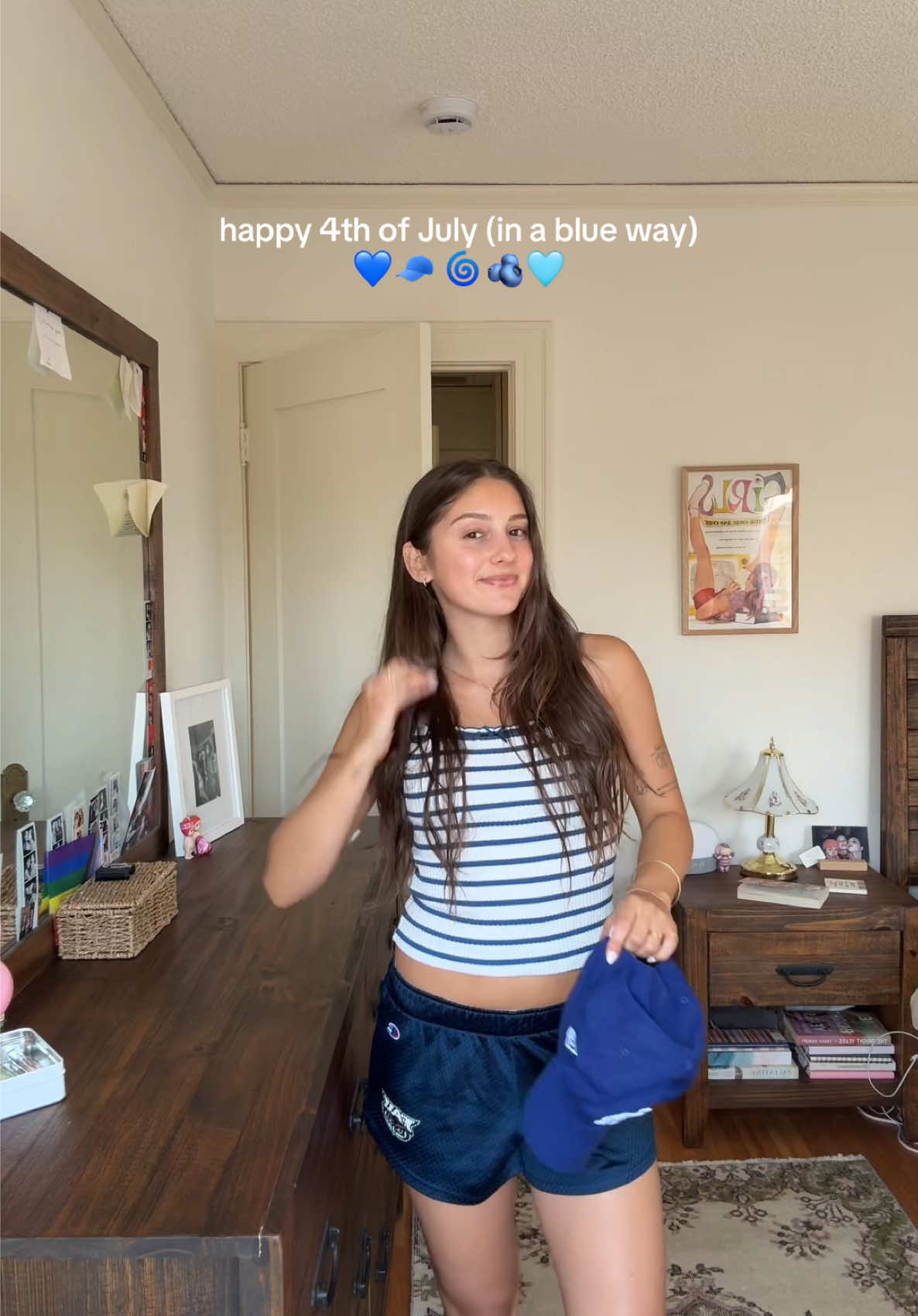 A post by @sophmosca on TikTok caption: no red in sight