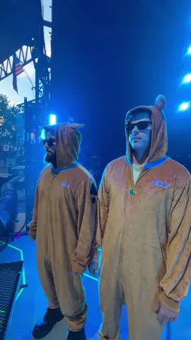 A post by @areyoukiddingtv on TikTok caption: Plot twist: Simple Plan brings you on stage during What’s New, Scooby-Doo. Wear the merch. Live the dream. #30TicketToSummer #LiveNationPartner 