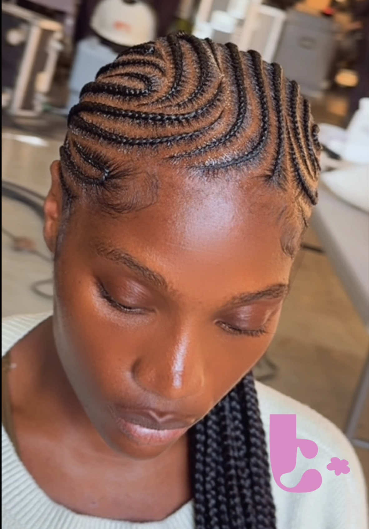 A post by @tookiedidit_ on TikTok caption: DOECHII 🤏🏾🤏🏾🤏🏾 #tookiedidit  #tookiedidit #labraider #fyp #labraids #braids #hair  #hairstyles #hairtransformation #hairgoals #braidstyles #braiders #braidedhairstyles #explorepage #trending #explore #blackbraider #bundles #clientreaction  #bantuknots #feedinbraids #DayInMyLife #braidedbaldie #thebraidedbaldhead #braidedbaldhead #braiddesigns #bohobraids #bohoknotlessbraids #doechii 