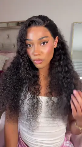 A post by @ on TikTok caption: my go to hairstyle hair from @Nulook hair 🩵 #Nulookhairshop #NuLookhair #dealsforyoudays #wiginstall #wiginfluencer #wigtok 