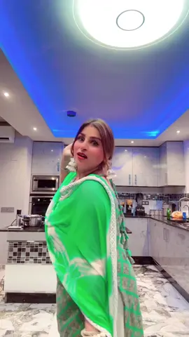 A post by @ritukaur275 on TikTok
