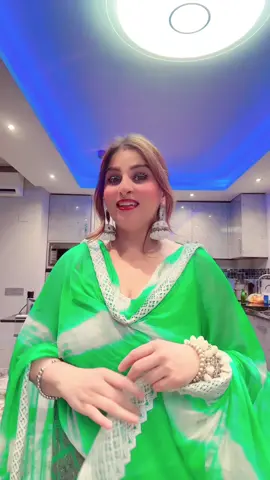 A post by @ritukaur275 on TikTok