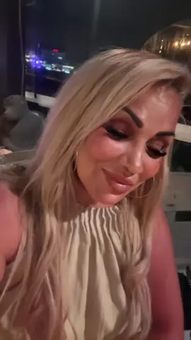 A post by @paty05patrisia on TikTok caption: #amintire 