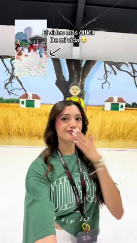 A post by @paoruizb on TikTok caption: Nunca pensé que viviría esto ‼️⚠️ like para resultado final 😭!! #behindthescenes #detrasdecamaras #transitions 