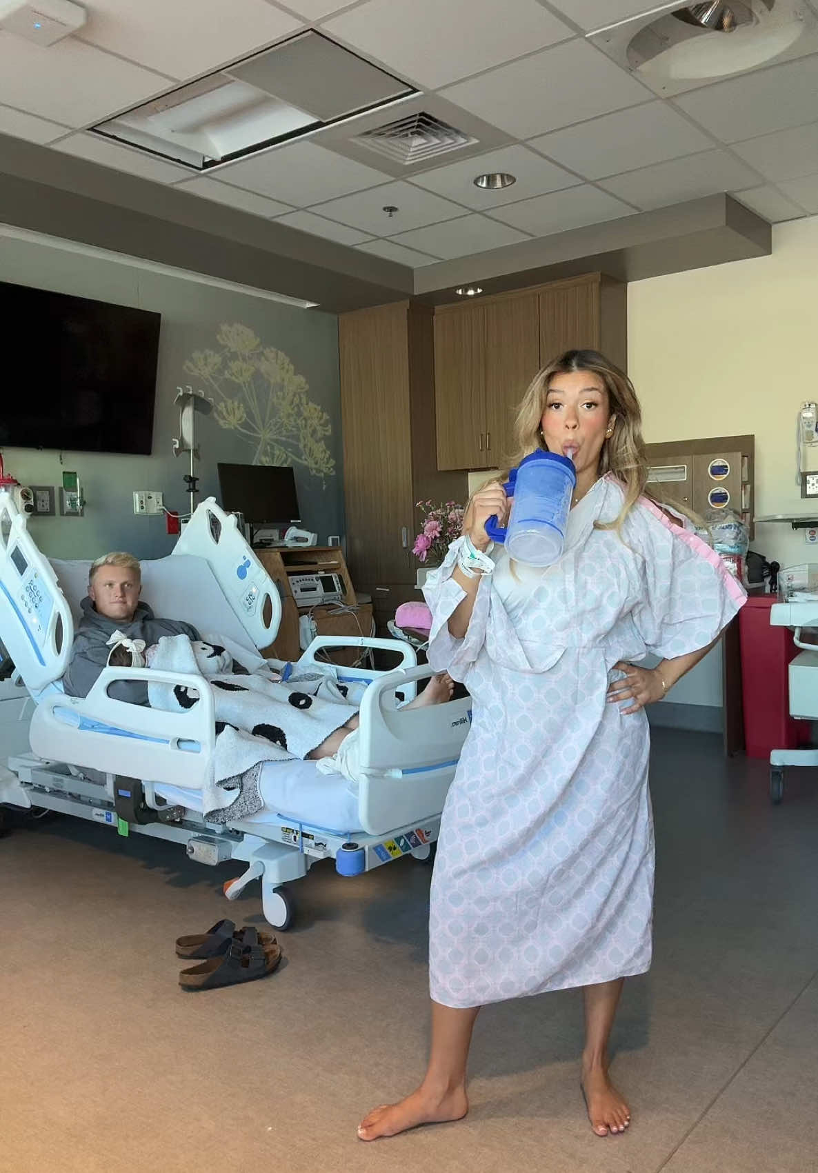 A post by @jenniferaffleckk on TikTok caption: My pelvic floor might not be ready… but I sure am 👀💃🪩 @Dancing with the Stars #DWTS 