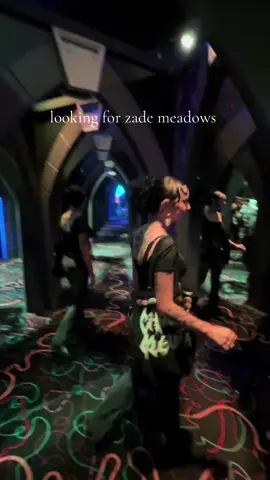 A post by @chiquitaolguita on TikTok caption: hahaha jkkk……… 🤔😏#alternative #tattoos #piercings #hauntingadeline #BookTok #zade #zademeadows #darkromance 