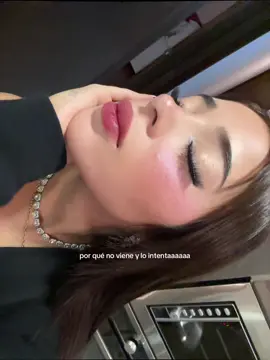 A post by @katteyes on TikTok caption: nomás quería mostrarles mi maquillaje 