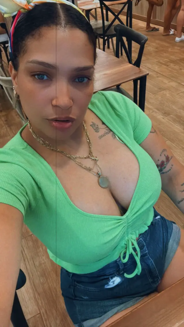 A post by @lavivi1973 on TikTok