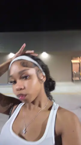 A post by @helovemagicc on TikTok caption: #fy #fypシ 