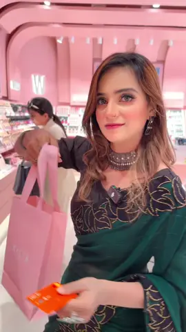 A post by @farjanakabireti on TikTok caption: #ahamed_rayhan #foryoupage #fyp #fypシ゚viral #fypシ #viraltiktok #viralvideo #foryourpage #italy 