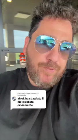 A post by @quizpatenteofficial on TikTok caption: Risposta a @Edopardo 