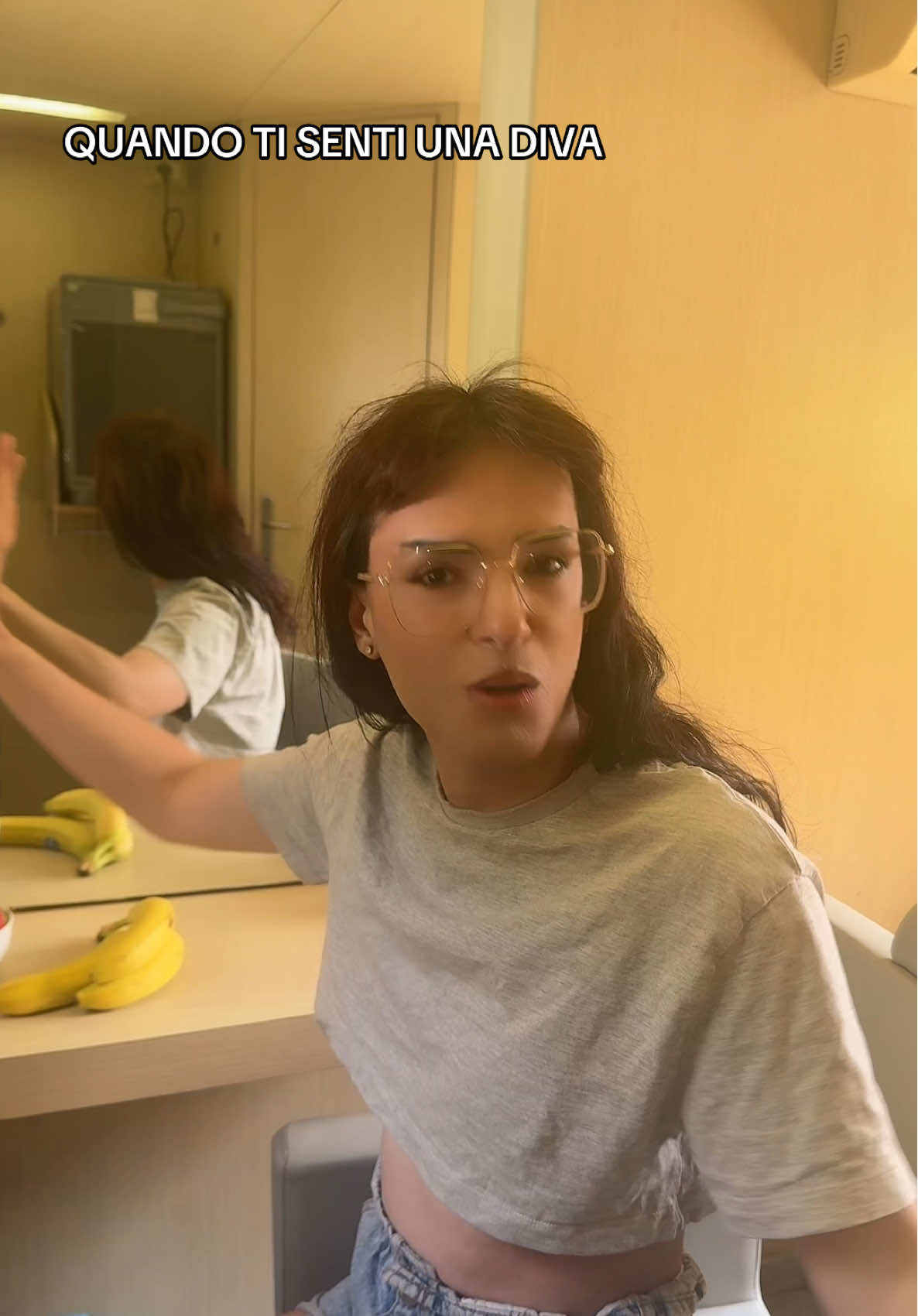 A post by @caravillain on TikTok caption: Adoro 