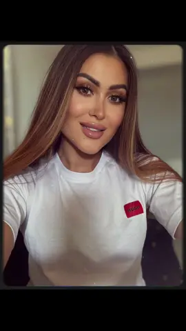 A post by @mihaelamelniciuc1 on TikTok caption: #dacamauzi #jador_official_one #jadormami🔥👑✨ #foryoupage❤️❤️ #❤️❤️viralll 