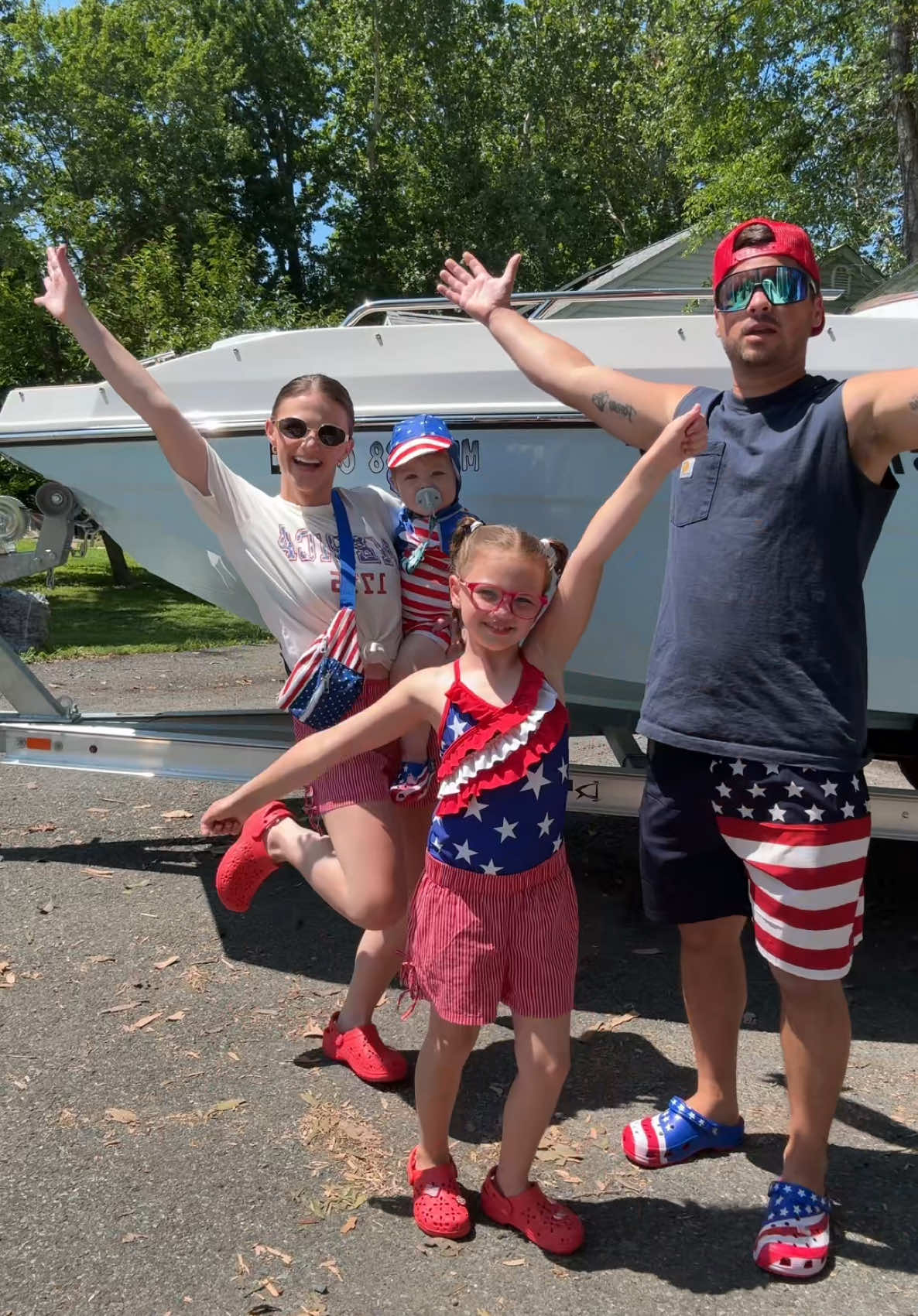 A post by @little_britt15 on TikTok caption: HAPPY 4TH OF JULY!!💙🇺🇸❤️