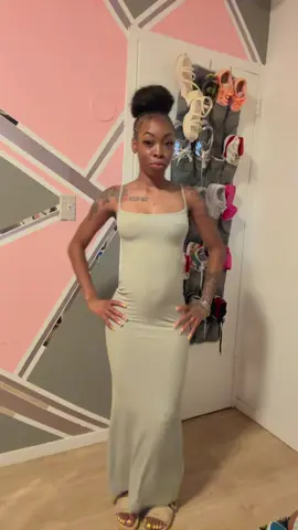 A post by @kikimulani on TikTok caption: Lululemonnnnnnnn🤪