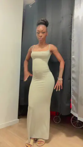 A post by @kikimulani on TikTok caption: Come gettt herrrr😍😍😍 #fypシ 