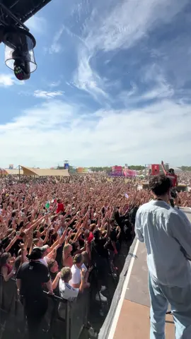 A post by @amk75officiel on TikTok caption: Ardentes 2025 ‼️‼️ C’était une première et c’était chaud 🔥🔥🙏 #pourtoi #fyp #ardentes2025 #Festival 