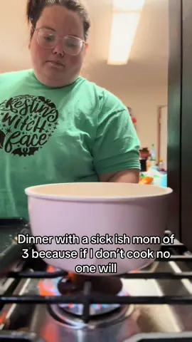 A post by @alexbabii97 on TikTok caption: I just don’t feel good but I made chicken and Mac and cheese so yeah #dinner #cookwithme #cookdinnerwithme #cookingvideos #cookingwithme #cooking #fyp 