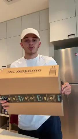 A post by @maelplat on TikTok caption: Encore un 😬