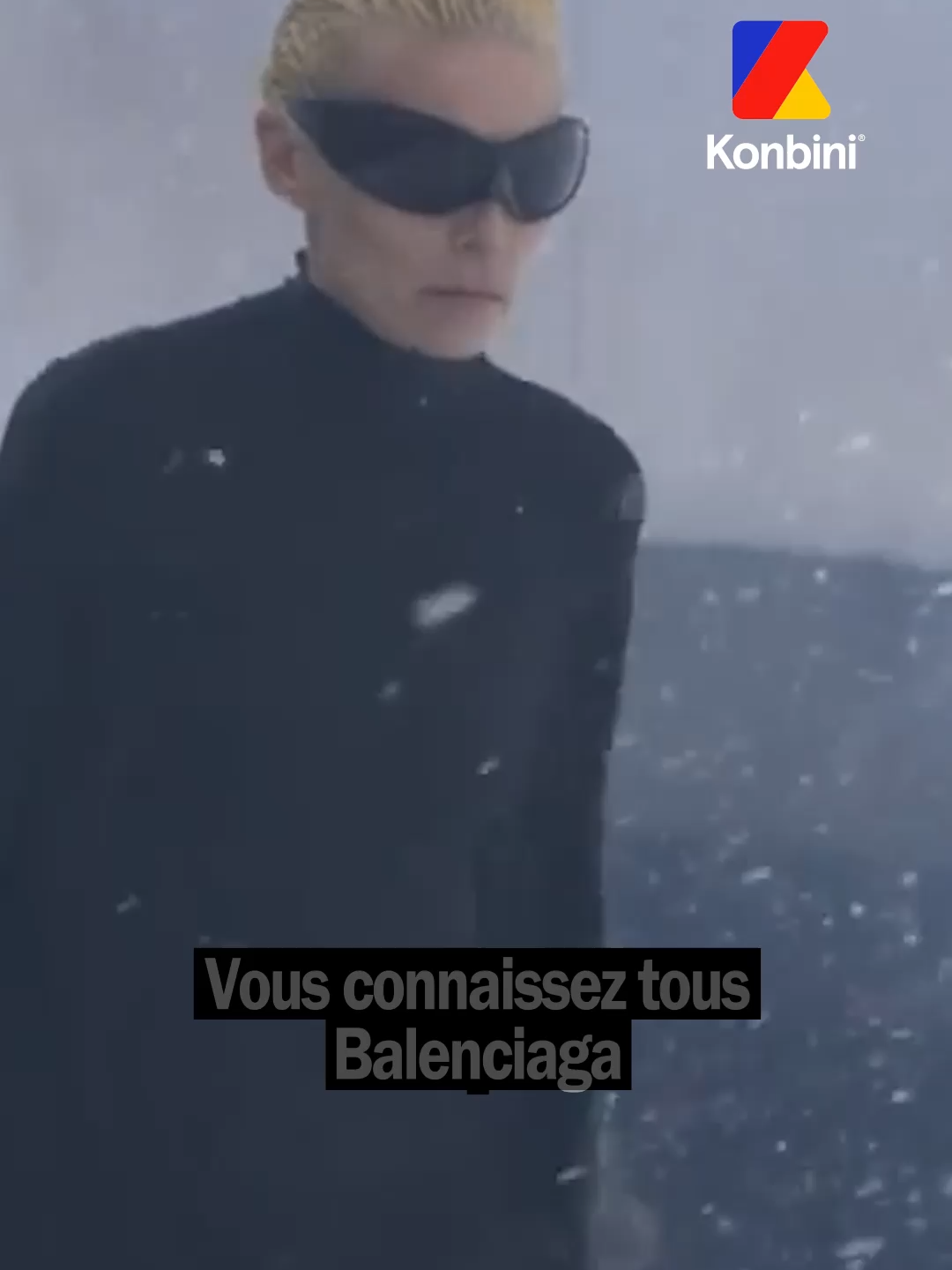 A post by @konbini on TikTok caption: Demna quitte Balenciaga après dix années de mode et, pour l'occasion, la maison lui consacre une exposition où sont présentées ses 101 pièces les plus marquantes (mais aussi ses préférées). C'est à voir au siège de la maison, dans le bâtiment historique de Laennec, au 40 rue de Sèvres, jusqu'au 9 juillet. ✨ #balenciaga #mode