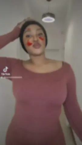 A post by @myriamsidibe004 on TikTok caption: #CapCut 