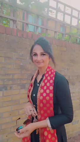 A post by @anjum_vlogs on TikTok caption: #foryou #foryou #foryou #foryou #foryou #🇬🇧 