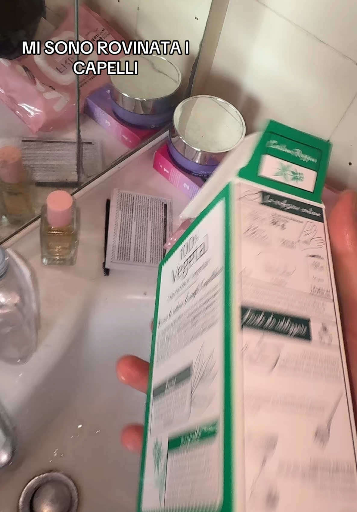 A post by @caravillain on TikTok caption: Lo sapevo 