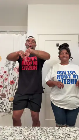 A post by @elite.brown on TikTok caption: We not from Atlanta, but this track got us feelin like we are 😭🤣. My ma first Tik Tok dance lmaoo #FamilyFirst  #EliteBrown  #elite  #TeamElite 