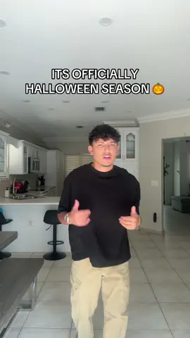 A post by @willytube on TikTok caption: Code orange i REPEAT CODE ORANGE 🎃