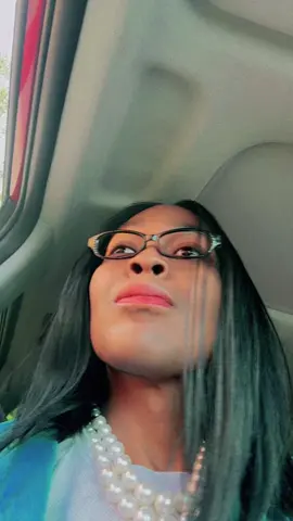A post by @mainlymannie on TikTok caption: It’s 9Am and #popeyes already deep frying🥱 a boss just wanted something organic #BossAndCEO #Comedy #Drivethrough #Fastfood