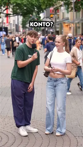 A post by @finnel on TikTok caption: Wieviel Geld hast du auf deinem Konto? 💸 #finnel 