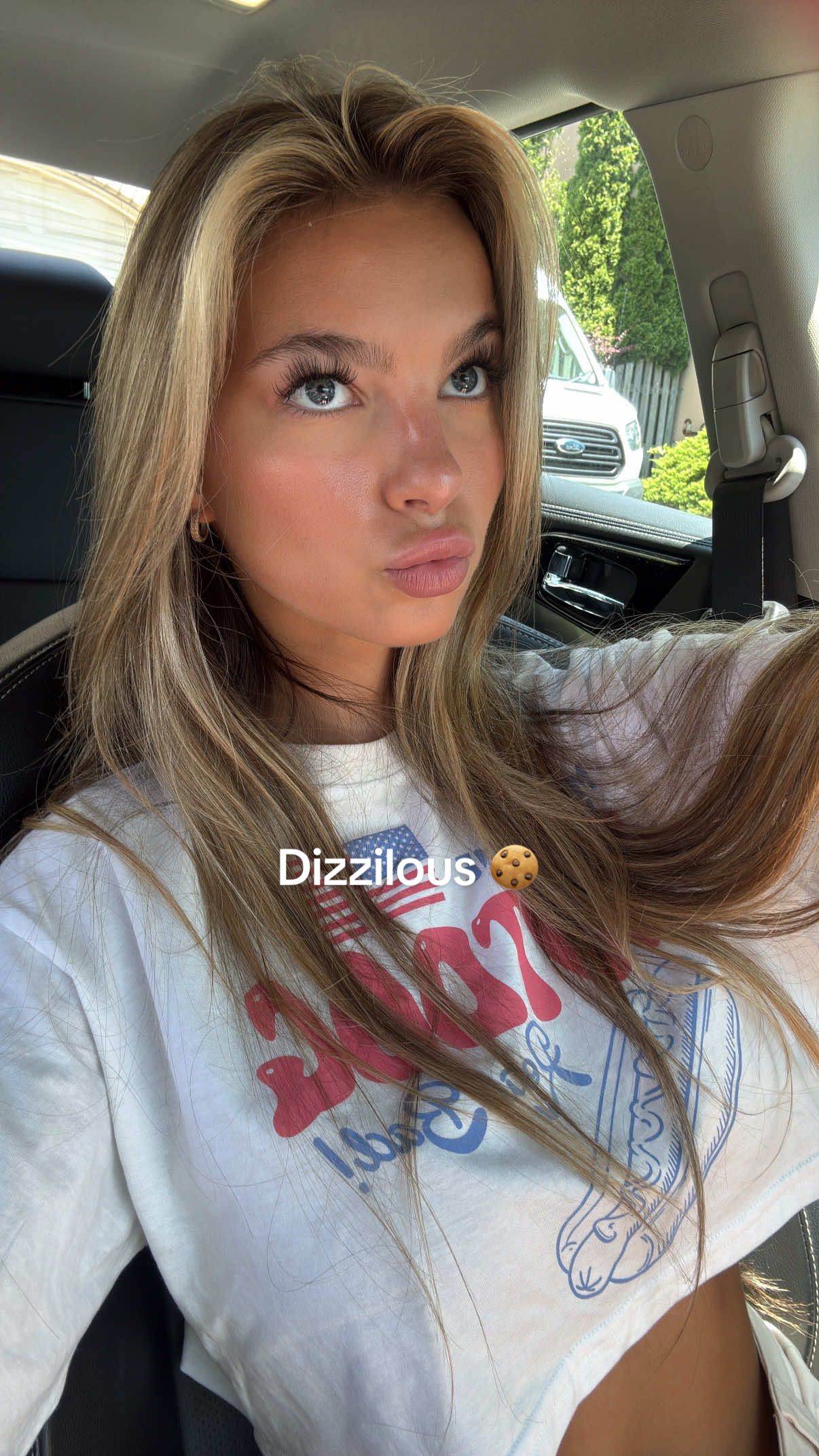 A post by @graceboor_ on TikTok caption: The birthday cake is my fav 10/10 🎂