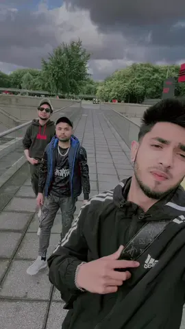 A post by @rakib_bd999 on TikTok caption: @༒𓆩🥷🏻мυѕα_ναi🥷🏻𓆪༒ @-ʜᴜꜱꜱᴀɪɴ_🇫🇷 @TikTok Bangladesh @TikTok France #musabbir_🇧🇩 #bangladesh 