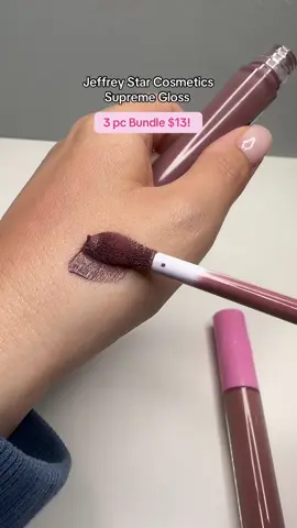 A post by @dailybeautyinspo on TikTok caption: @Jeffree Star explain to me why 3 are $13!!! #lipgloss #lipcombo #lipoil #lippies #jefreestar #jefreestarcosmetics #tiktokshop #tiktokmademebuyit #dealsforyoudays #tiktokshop #ttsbeautybesties 