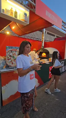 A post by @lauretta_lofry_real on TikTok caption: @pizzeria_maruzzellafondi @Oribell80 