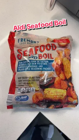 A post by @thelavelleshow on TikTok caption: Also has seafood boils?! 👀 #Aldi #aldifinds #seafoodboil #thelavelleshow 