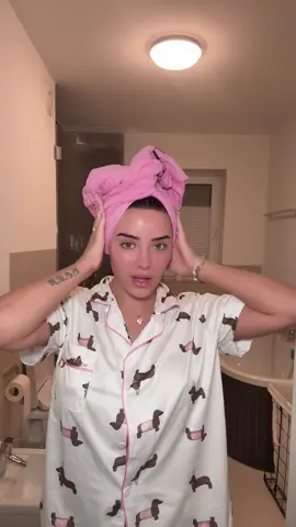 A post by @leylaheiter on TikTok caption: *anzeige ihr bekommt bei @Douglas Cosmetics 5% Rabatt auf Sale mit dem Code:Deal5 aber nur noch heute 😱