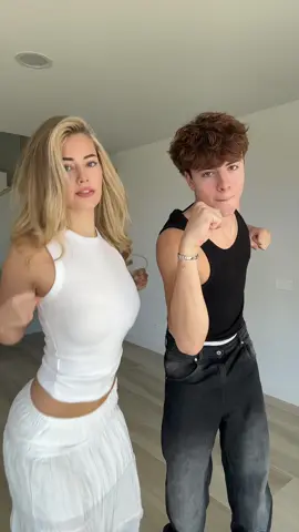 A post by @tatianakaer on TikTok caption: Me encanta este trend @𝖆𝖕𝖔𝖑𝖔  
