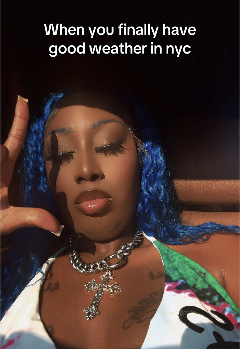 A post by @conniedadiiamond on TikTok caption: 💎💙💎 FINALLLYY💎💙💎 #fyp #bluehair #conniediiamond #viral #tiktok #nyc #nycweather