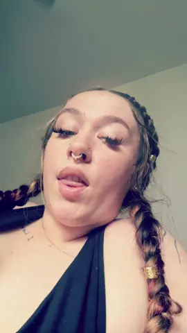 A post by @earth2cruz on TikTok caption: 🎀 #fyp #viral #nolabel 