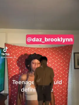 A post by @brooklynnbratt on TikTok caption: #EstalandoOsDedos 