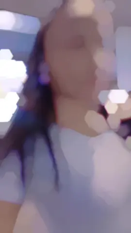 A post by @ramonamonaoficial on TikTok caption: #CapCut 