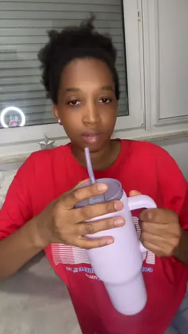 A post by @diarisow12 on TikTok caption: #tik_tok commendez direct sr tiktok Shop #capcut 